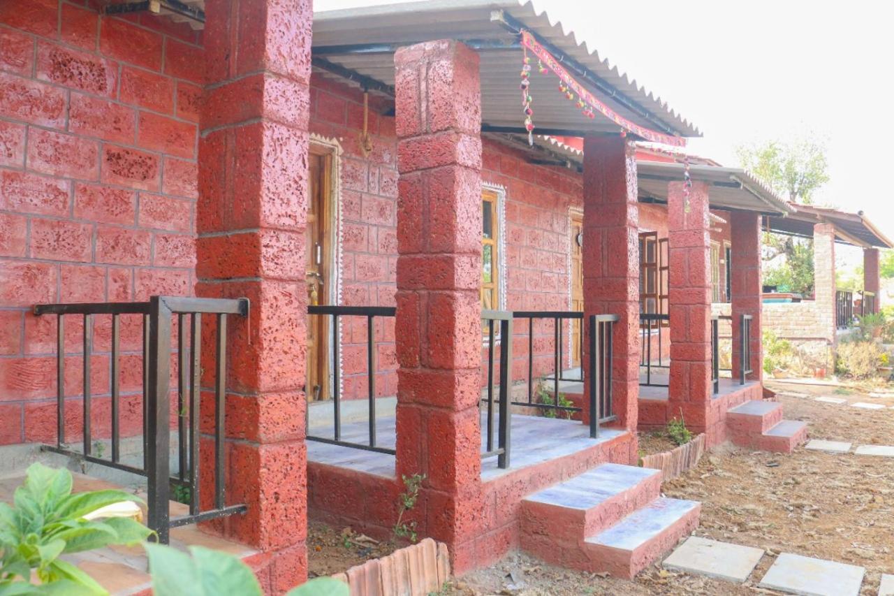 Siddhadham - Farm Stay & Wellness Retreat Nashik Esterno foto