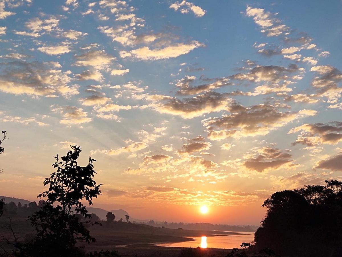 Siddhadham - Farm Stay & Wellness Retreat Nashik Esterno foto